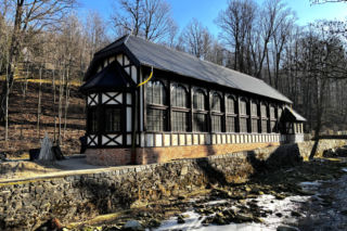 Dorota z mężem reaktywują dawne centrum uzdrowiska. Czy będzie to nowa atrakcja? Metamorfoza Starego Zdroju w Świeradowie Zdroju. 