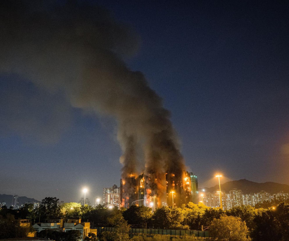 Pożar wieżowców w Hongkongu