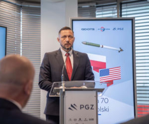 Rakiety Hydra 70 będą produkowane w Polsce. Wzmocnienie dla śmigłowców Apache i nowa broń na drony