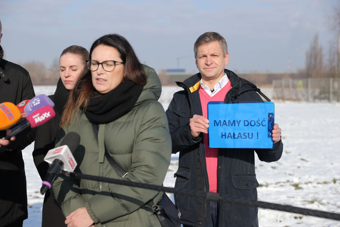 Południowa Obwodnica Warszawy wciąż dudni. Interweniują radni i posłanka 