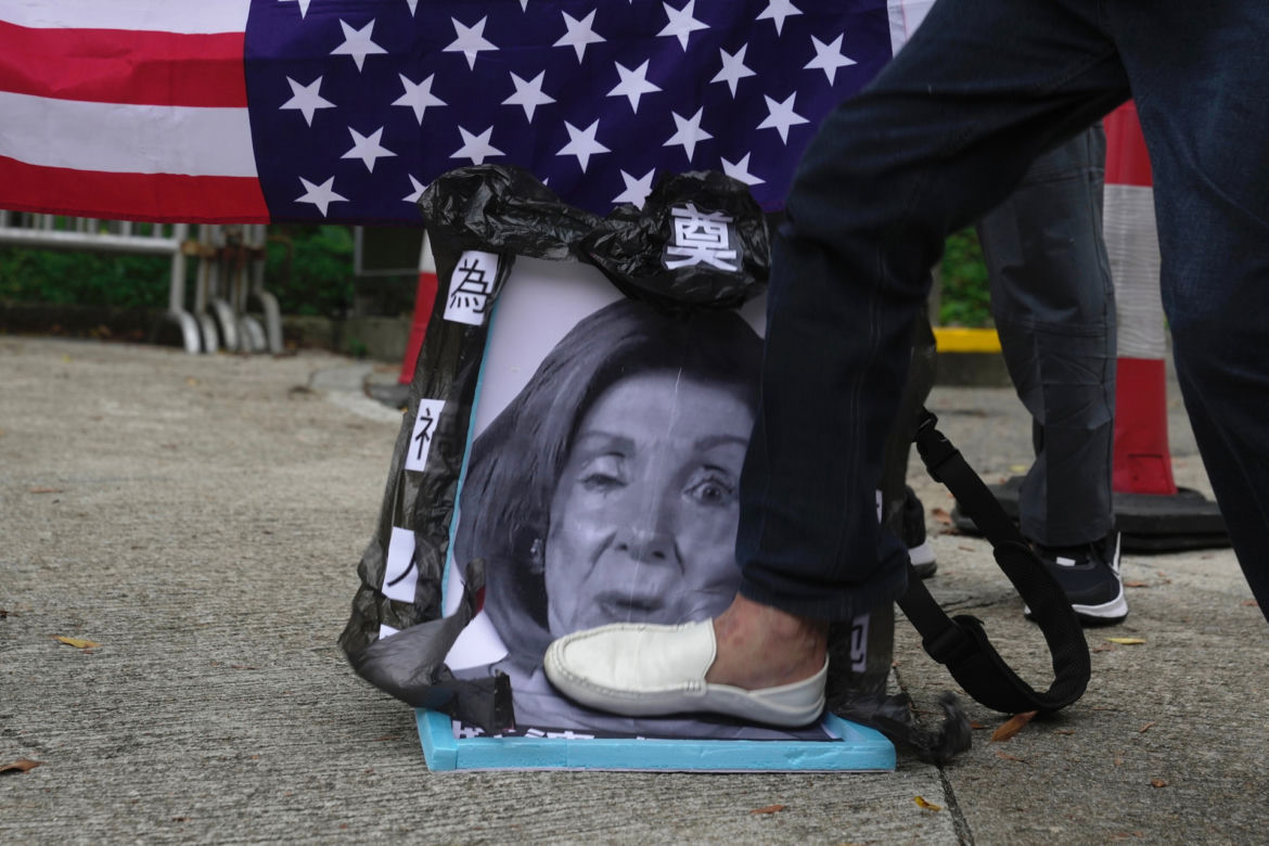  Chiny grożą USA! Rozpęta się nowa wojna? Wojska okrążyły Tajwan, słychać strzały