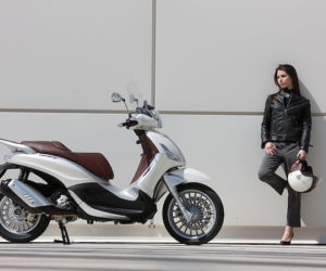 Piaggio Beverly 125, cena 22 490 zł, moc 15 KM przy 9250 obr./min.