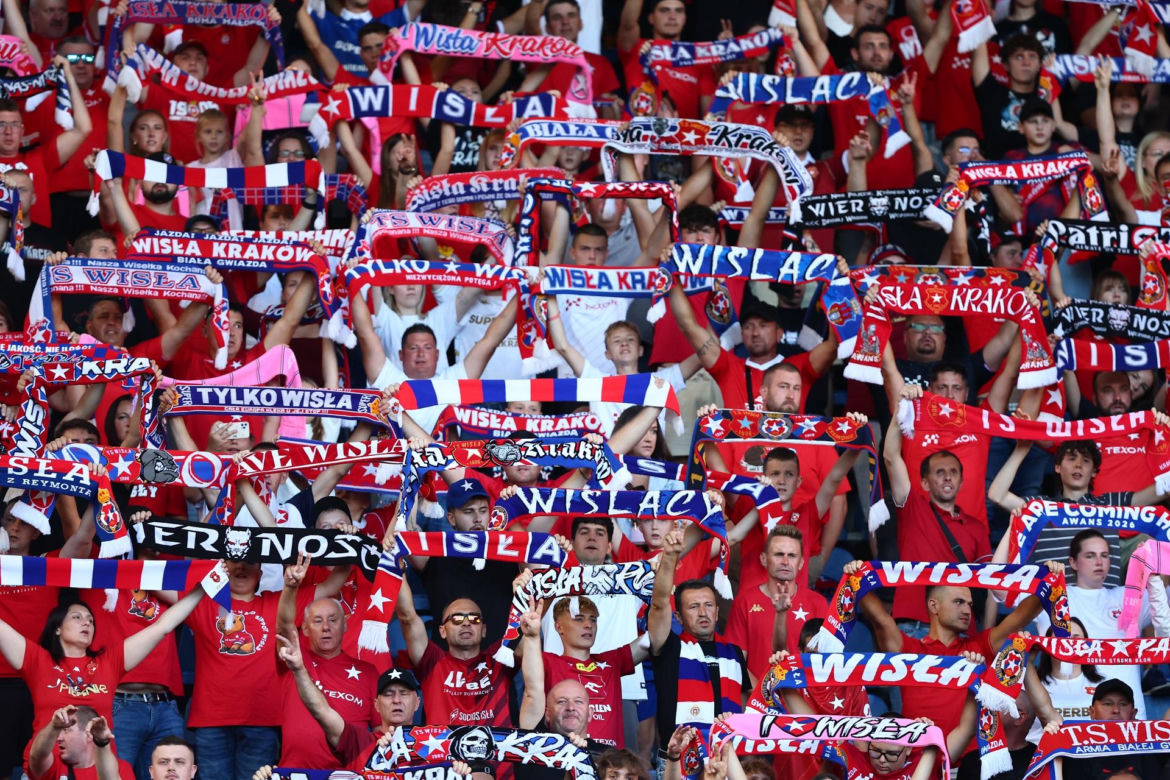 Wisła Kraków - Wieczysta Kraków: Zdjęcia kibiców i zawodników z meczu 6. kolejki PKO BP Ekstraklasy