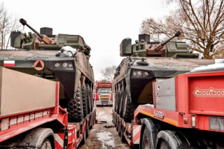 Kolejne partie nowego sprzętu. Brygada Strzelców Podhalańskich odebrała nowe KTO Rosomak z ZSSW-30