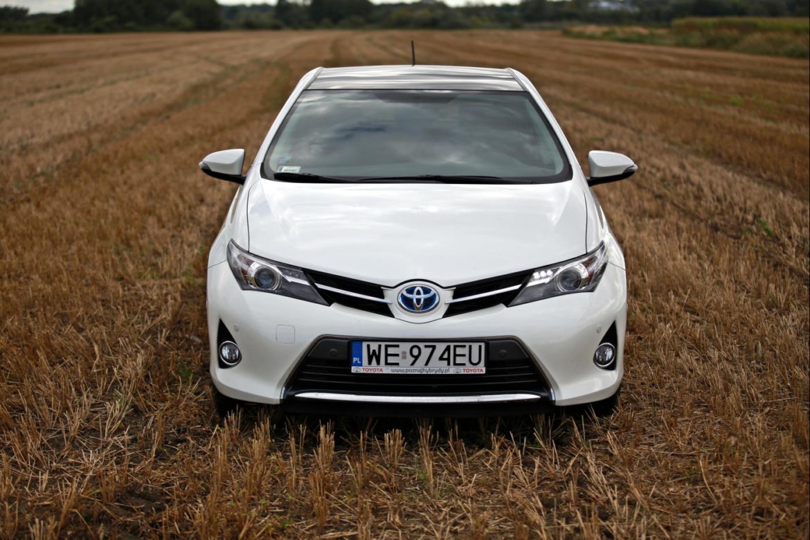 Toyota Auris Hybrid