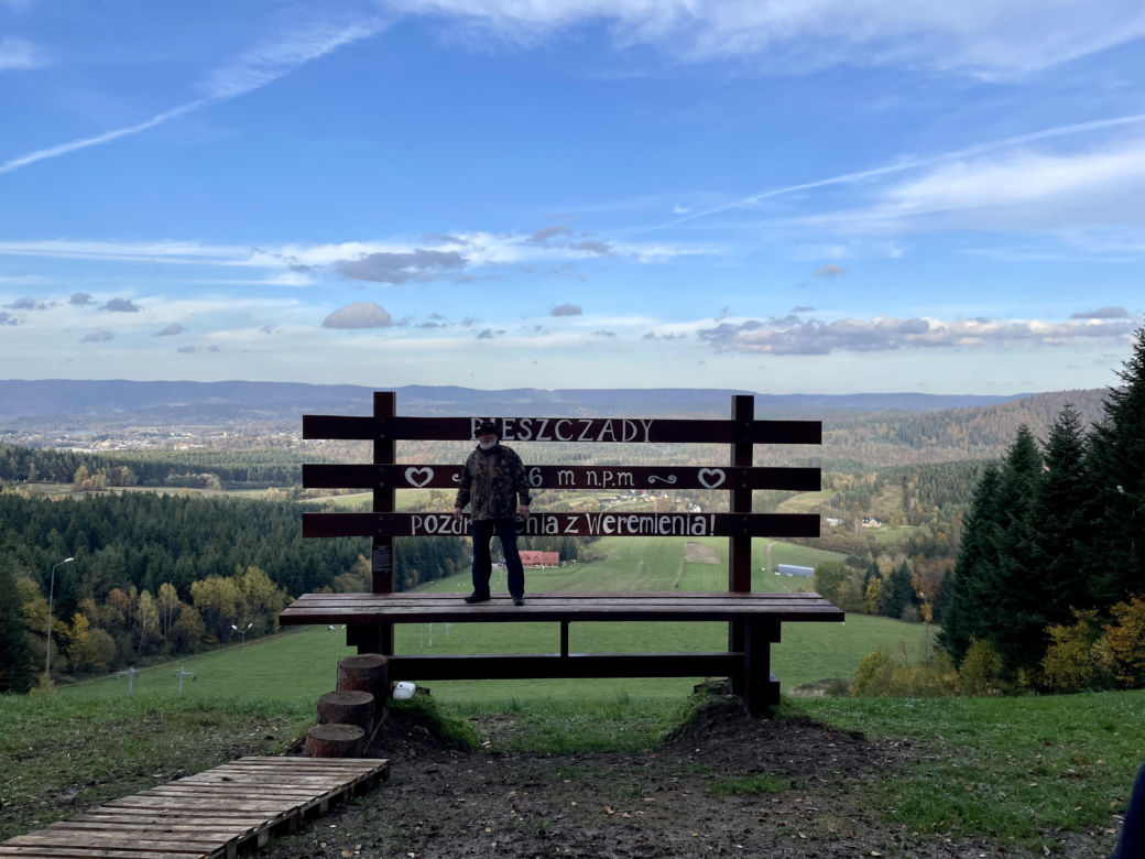 Największa ławka w Polsce z widokiem na Bieszczady