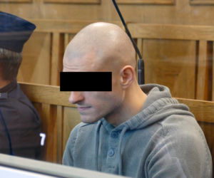 W kilkadziesiąt sekund zabił pana Franciszka. Wstrząsający film z targu w Rawie Mazowieckiej