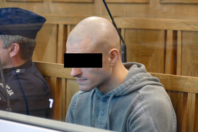 W kilkadziesiąt sekund zabił pana Franciszka. Wstrząsający film z targu w Rawie Mazowieckiej