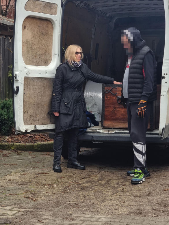Sylwia Wysocka z komornikiem i policją odzyskała swoje rzeczy