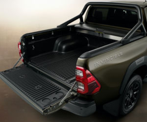 Nowa Toyota Hilux 2.8 Diesel 204 KM