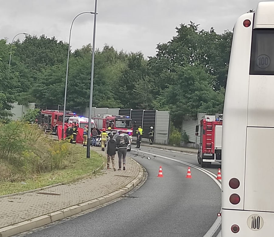 Śmiertelny wypadek w Krakowie. Motorowerzysta zginął na miejscu