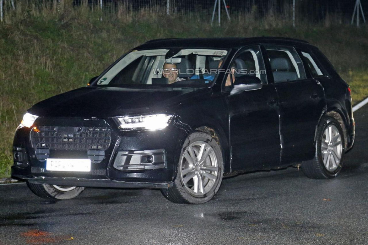 nowe Audi Q7 podczas testów