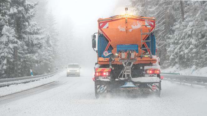 Synoptycy nie mają dobrych wieści. Przymrozki i śnieżyce, a nawet 30 cm śniegu!