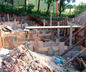 Fundament schodkowy