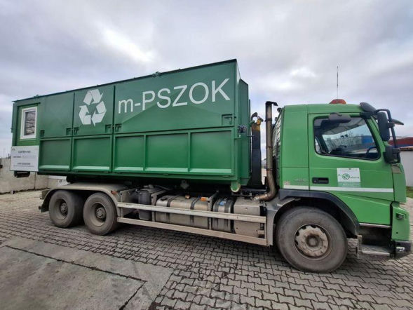 Coraz chętniej korzystamy z mobilnych PSZOKów