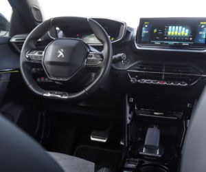 Peugeot e-2008 GT 136 KM