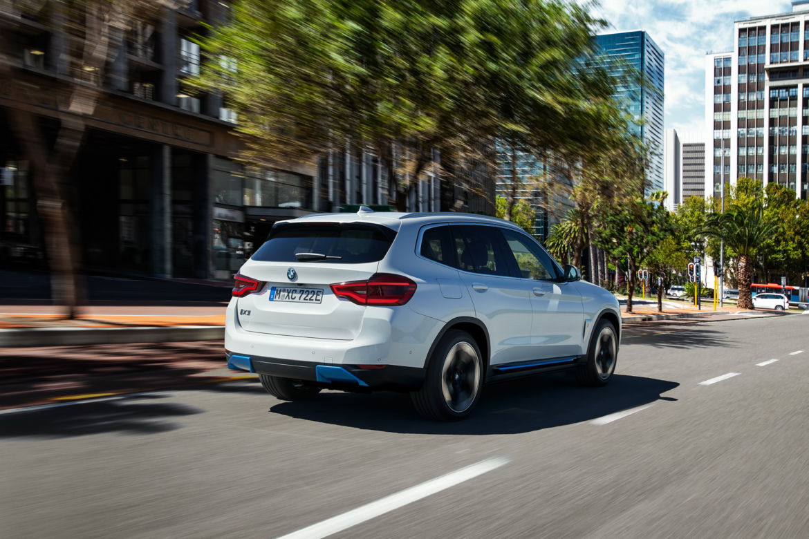 BMW iX3 (2021)