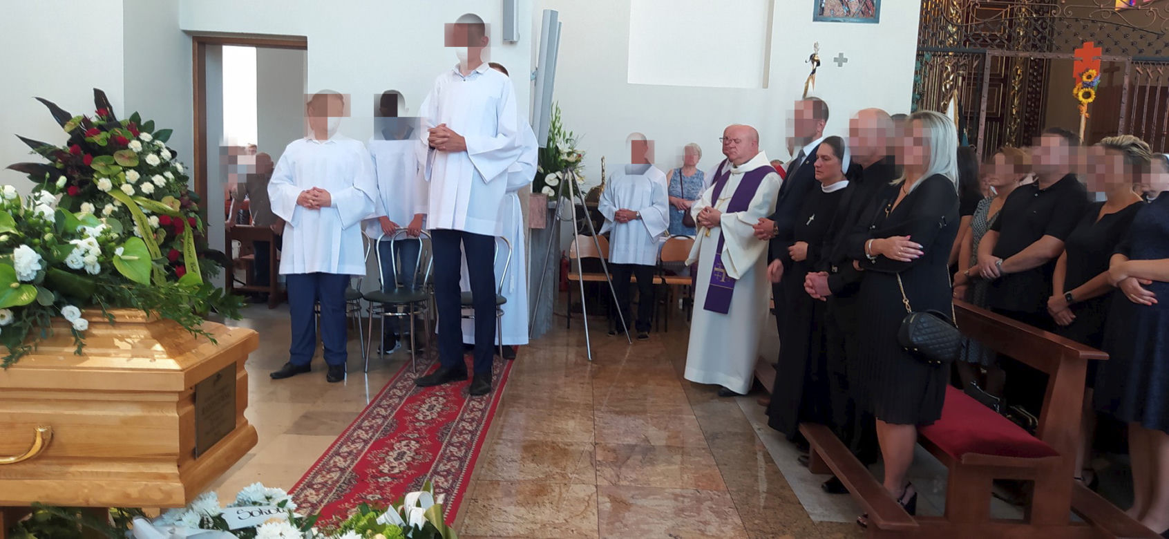 Sokołów Podlaski: Ostatnie pożegnanie księdza Grzegorza Radziszewskiego, który zginął w katastrofie autokaru w Chorwacji [RELACJA NA ŻYWO]
