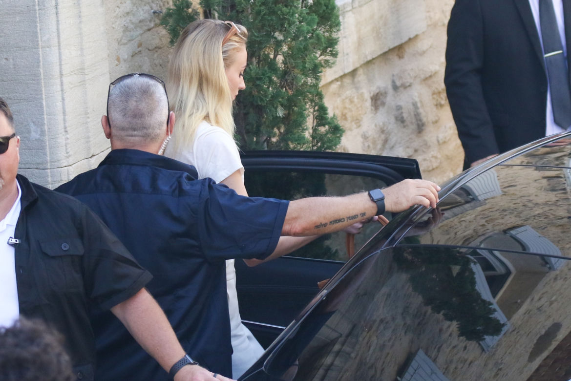 Joe Jonas i Sophie Turner na miejscu swojego ślubu