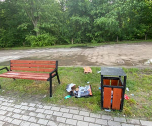Park Młociński jak wysypisko śmieci