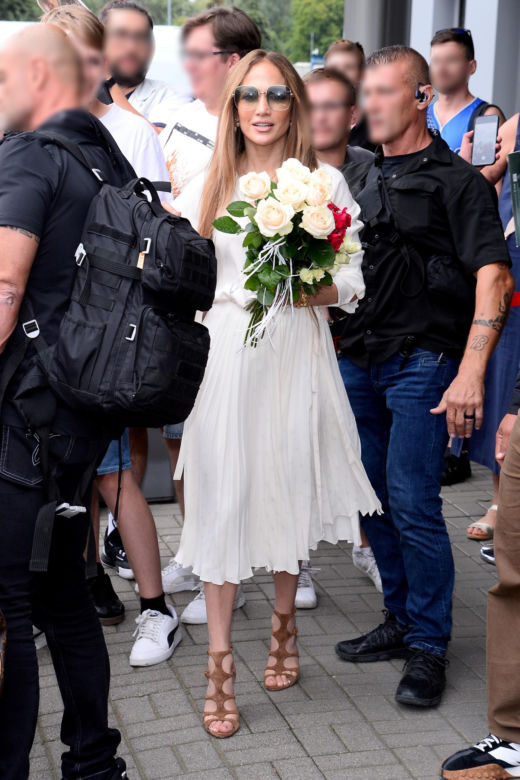  Jennifer Lopez wygląda jak nastolatka. Niedawno skończyła 56 lat