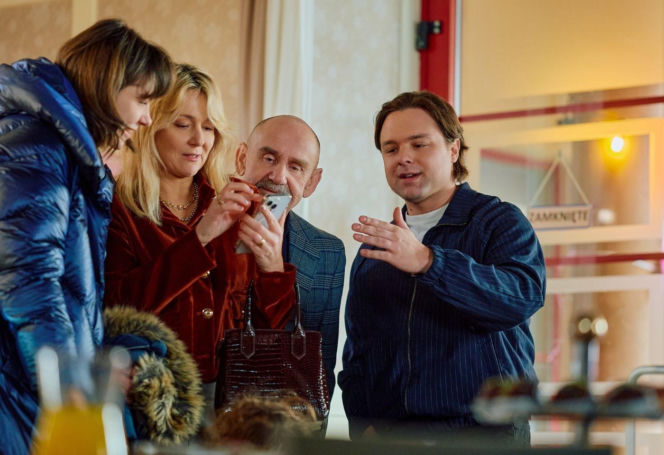 "Na Wspólnej", odcinek 4183: Eliza postanawia definitywnie zakończyć relację z Bartkiem. Wichrowski nie potrafi zaakceptować jej decyzji