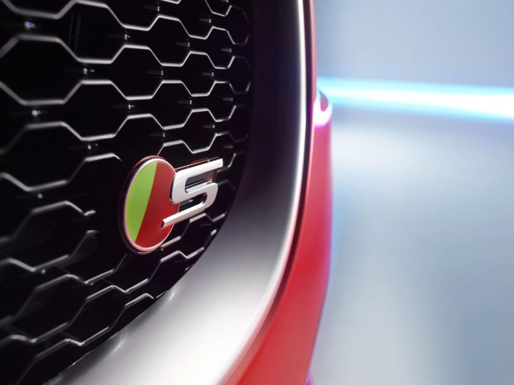 2015 Jaguar XE S