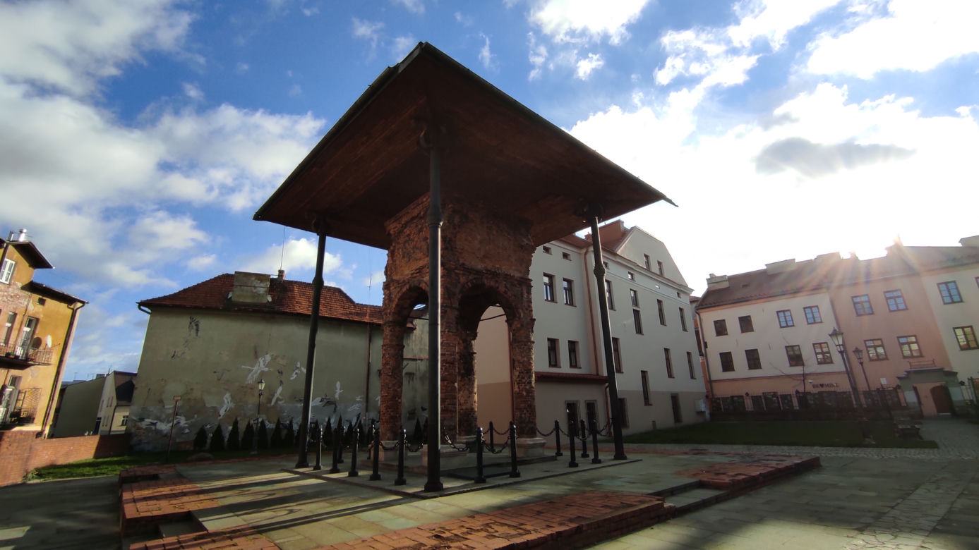 Bima Starej Synagogi w Tarnowie wymaga renowacji