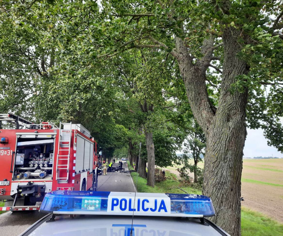 Warmińsko-mazurskie: Dwie osoby spłonęły żywcem w porsche