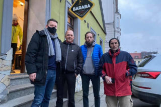 Pierwszy lokal w woj. śląskim, otwarty mimo zakazu, dostał karę od sanepidu. Kwota grzywny ZWALA Z NÓG