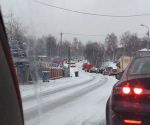 Śląsk: Autobusy nie są w stanie podjechać pod górę. Tworzą się korki