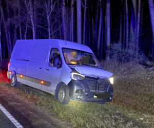 Zderzenie trzech ciężarówek i dostawczaka na DK 10! Droga zablokowana na kilka godzin 