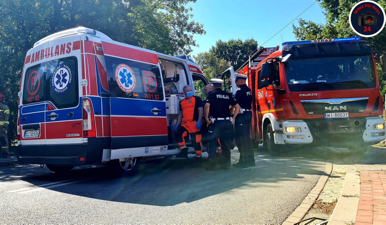 Strażacy wycinali rannego z auta. Kierowca był pijany