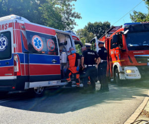 Strażacy wycinali rannego z auta. Kierowca był pijany