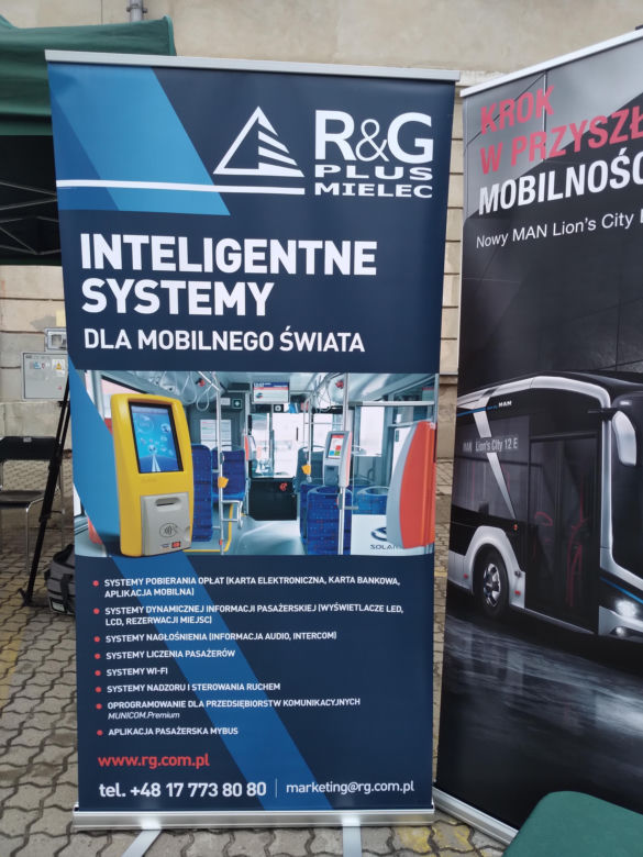 Przekazanie nowych autobusów