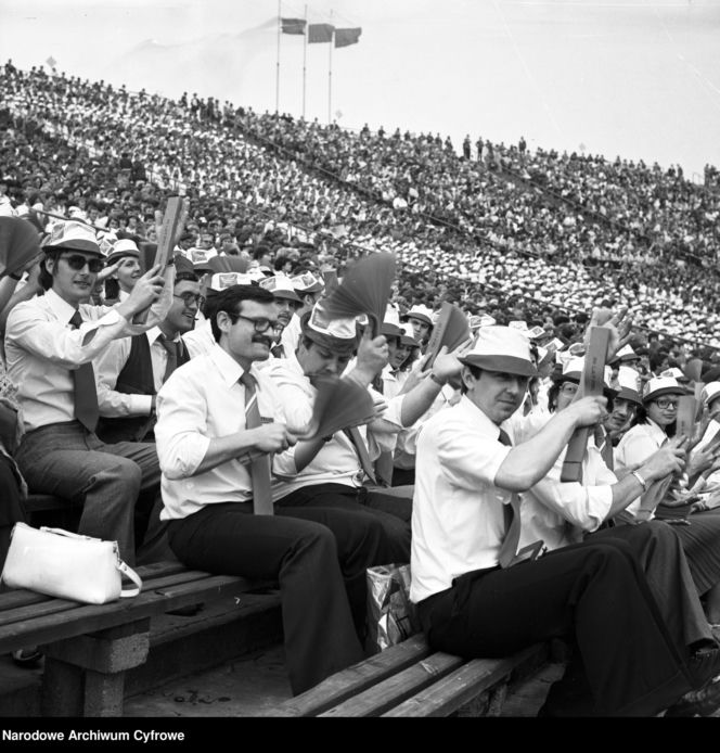 Manifestacja młodzieży na Stadionie X-lecia - 22 lipca 1979 r.