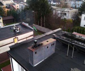 Antysmogowy dron w akcji. Posypały się żółte kartki dla kopciuchów