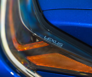 Lexus ES300h F Sport