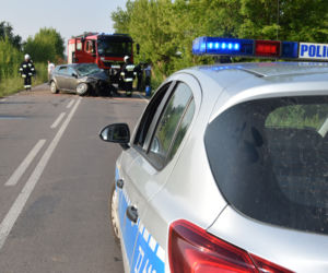 Psucin. Z potworną siłą rozbił się o drzewo! Nie żyje 31-latek!