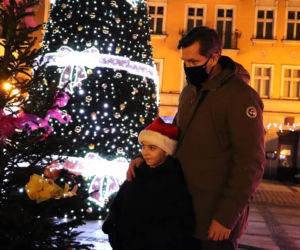 Świąteczne iluminacje rozświetliły Kalisz! To trzeba zobaczyć [ZDJĘCIA]