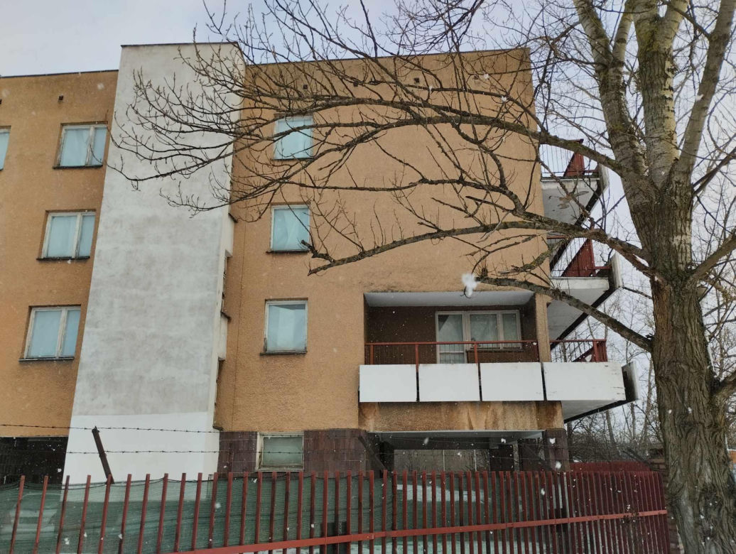 Bobrowiecka 2b - rosyjski blok mieszkalny w Warszawie