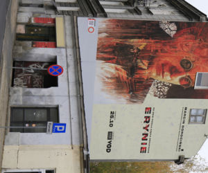 Mural promujący serial Erynie