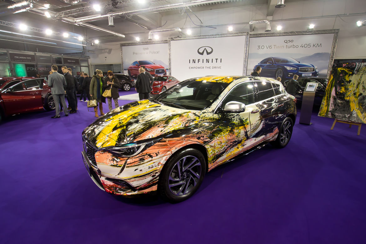 Infiniti Q30 na Warsaw Moto Show 2016