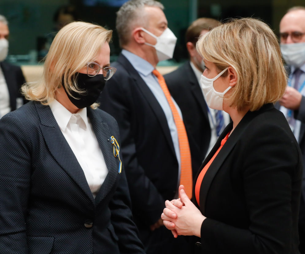  Anna Moskwa i Barbara Pompili