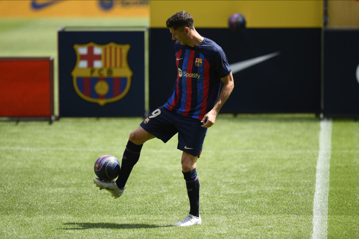 Oficjalna prezentacja Roberta Lewandowskiego w barwach FC Barcelona