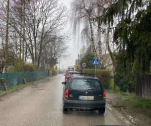 Kuriozalne skrzyżowanie pod Krakowem