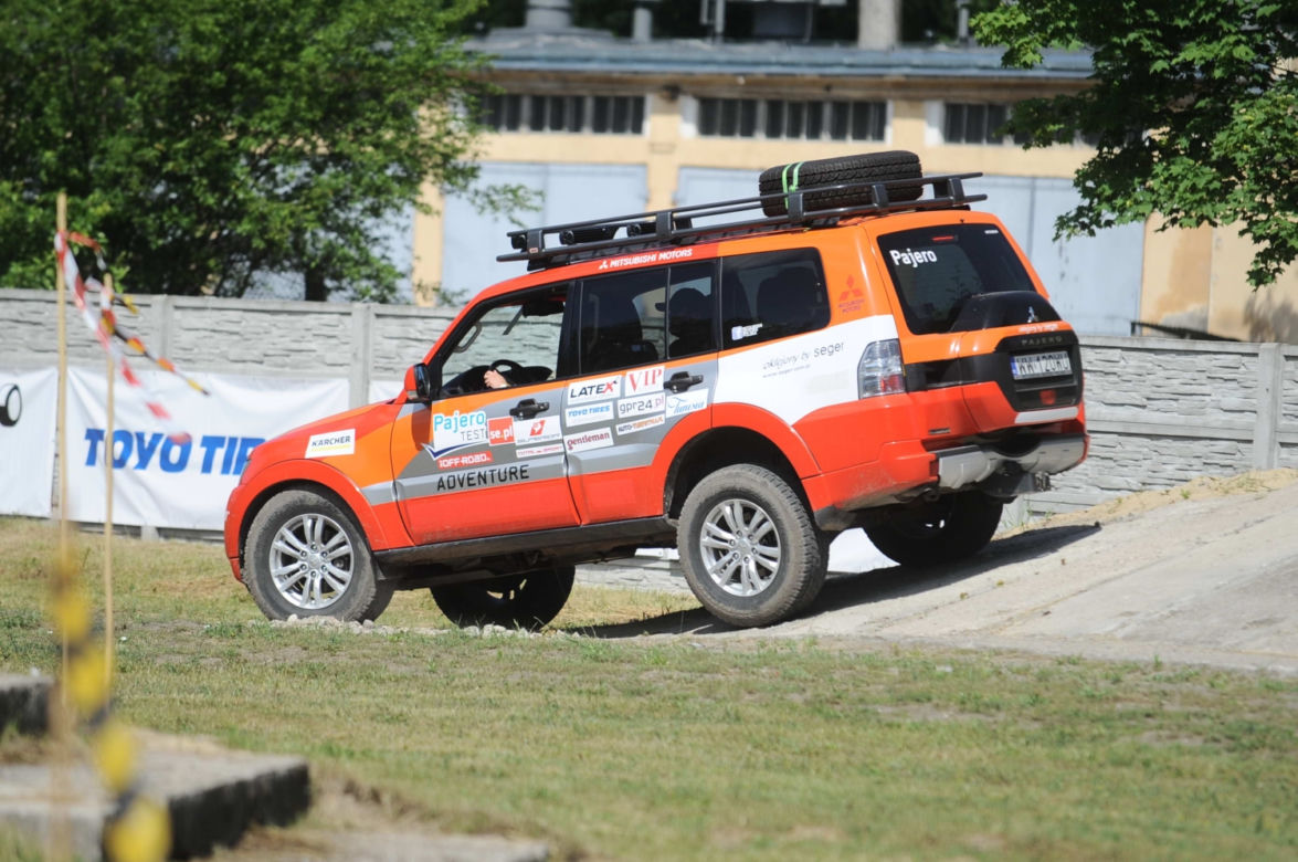  VIP CROSS 2016: polskie gwiazdy w terenówkach Mitsubishi
