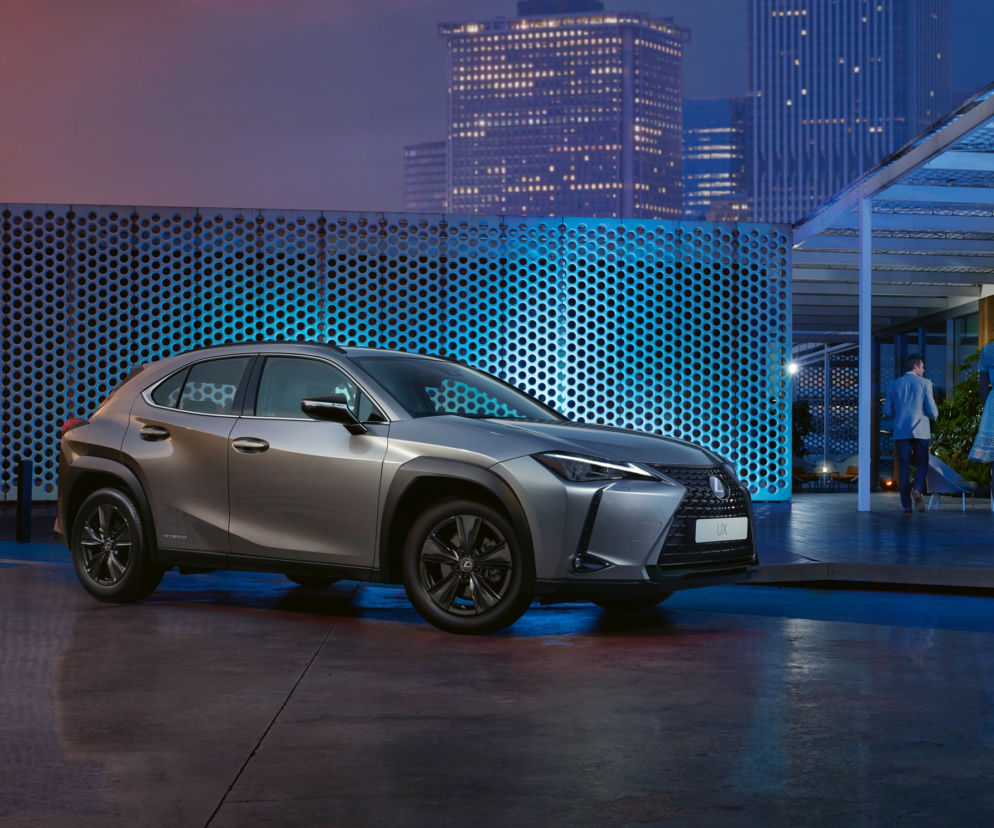 Lexus UX F Impression