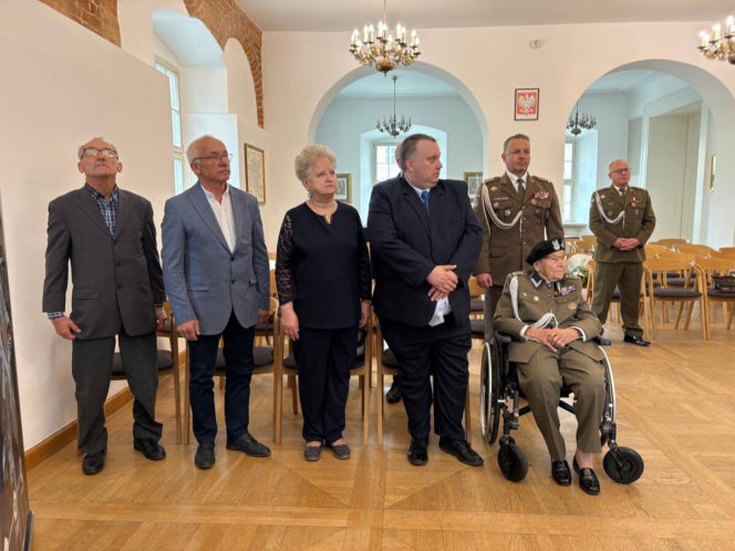 Podpułkownik „Joasia”. Mianowanie w dowód uznania za życie bohaterki z Leszna