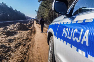 Policja zatrzymała kolejnych kurierów. Przewozili nielegalnych migrantów